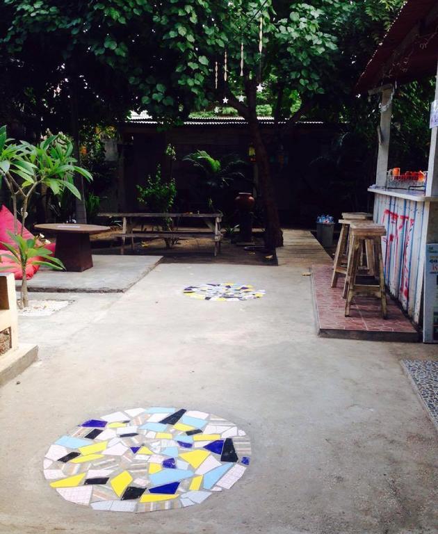 Good For Ya Knee Hostel & Bungalows (Adults Only) Gili Trawangan Exteriér fotografie