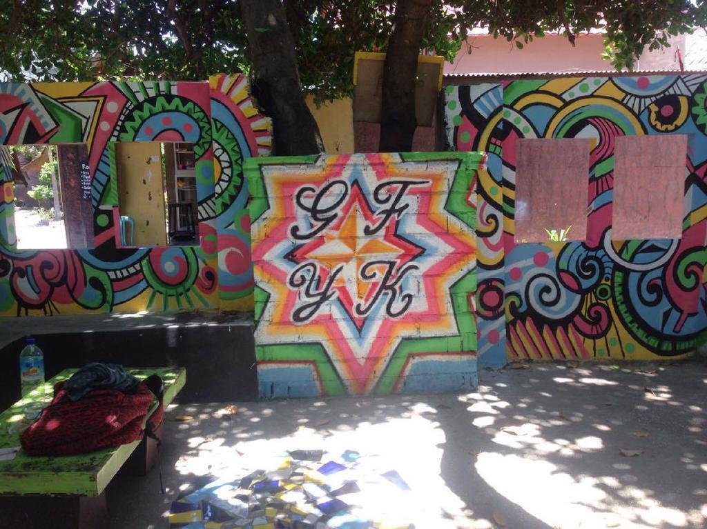 Good For Ya Knee Hostel & Bungalows (Adults Only) Gili Trawangan Exteriér fotografie