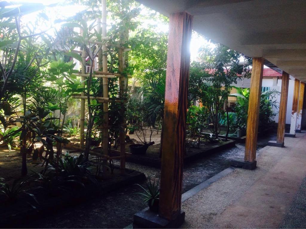 Good For Ya Knee Hostel & Bungalows (Adults Only) Gili Trawangan Exteriér fotografie